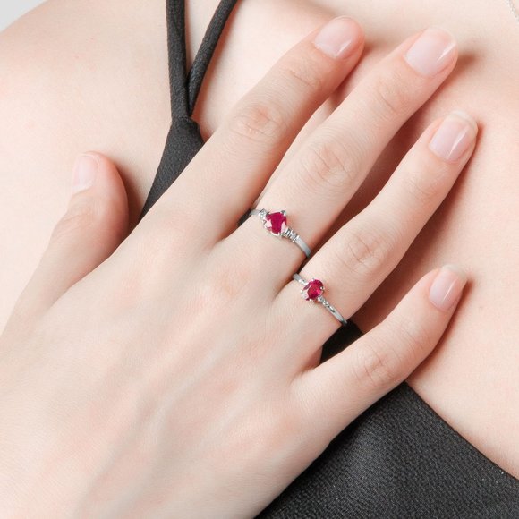 14K. SOLID GOLD RING WITH NATURAL DIAMONDS & RUBY - Picture 3 of 5